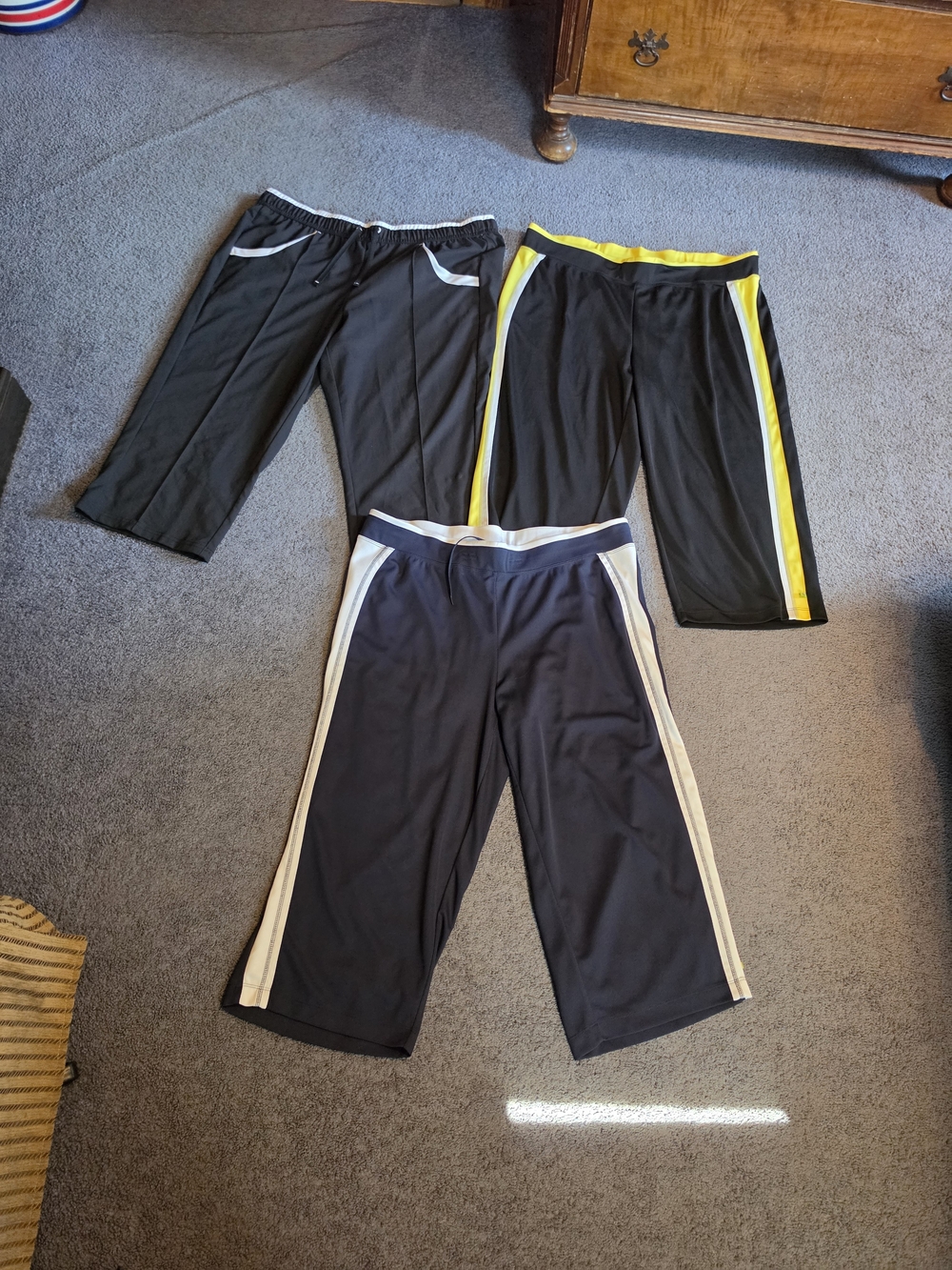 Set Of 3 Made For Life Capri Sweatpant Athletic Pants Size XL